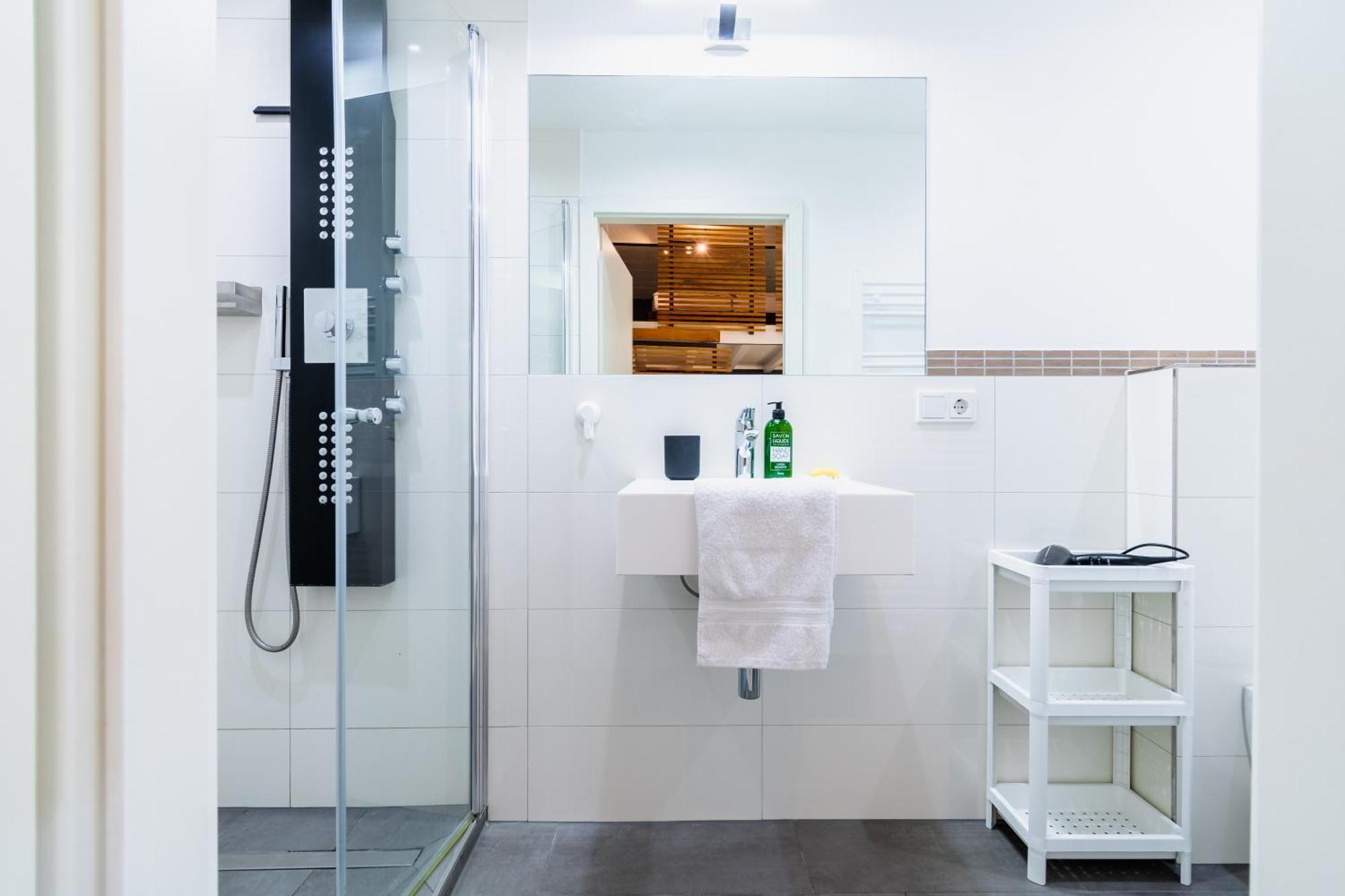 Home By Doni I Serviced Apartments I Ruhig I Zentral Nahe Rmcc, Staatsheater & Landtag Wiesbaden Exteriér fotografie